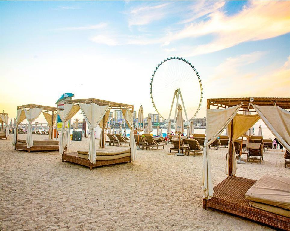 Success Luxury Apartment - 5 Min Away Marina Corniche - Free Housekeeping Provided Everyday-24-7 Staff Available For Services Dubaj Exteriér fotografie