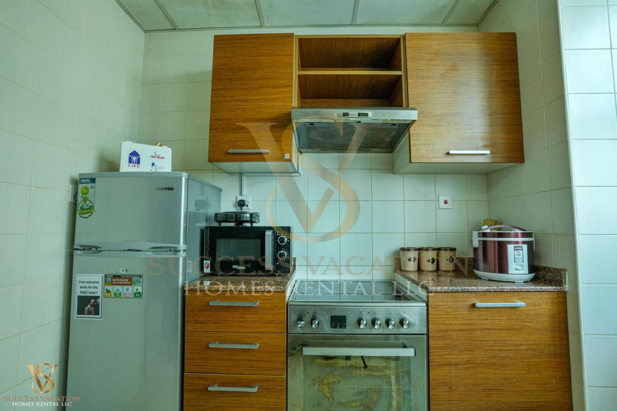 Success Luxury Apartment - 5 Min Away Marina Corniche - Free Housekeeping Provided Everyday-24-7 Staff Available For Services Dubaj Exteriér fotografie