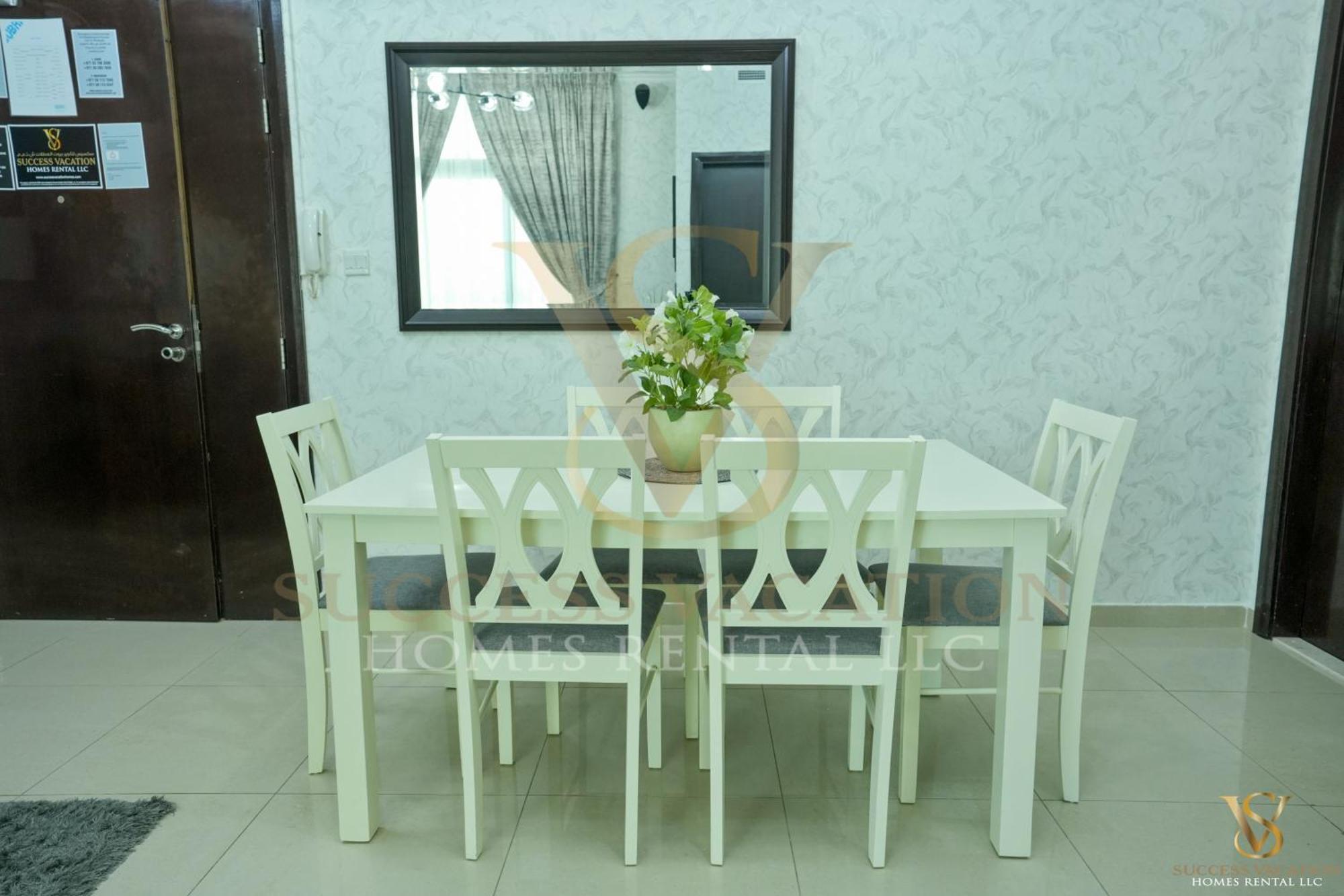 Success Luxury Apartment - 5 Min Away Marina Corniche - Free Housekeeping Provided Everyday-24-7 Staff Available For Services Dubaj Exteriér fotografie