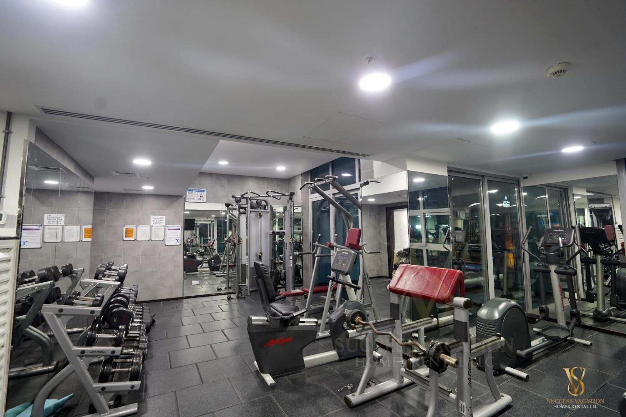 Success Luxury Apartment - 5 Min Away Marina Corniche - Free Housekeeping Provided Everyday-24-7 Staff Available For Services Dubaj Exteriér fotografie